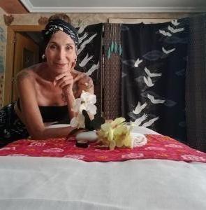 663205636: Chica busca chico en Madrid