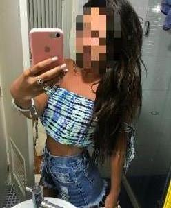 675349583: Chica busca chico en Barcelona