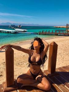 643952573: Chica busca chico en Murcia