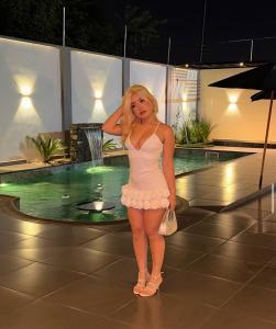 642410233: Chica busca chico en Granada