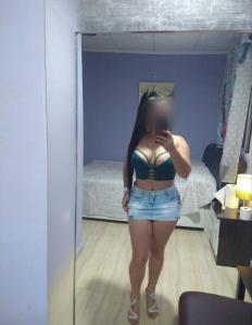 745025148: Chica busca chico en Madrid