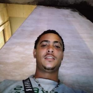 642911354: Chico busca chica en Las Palmas