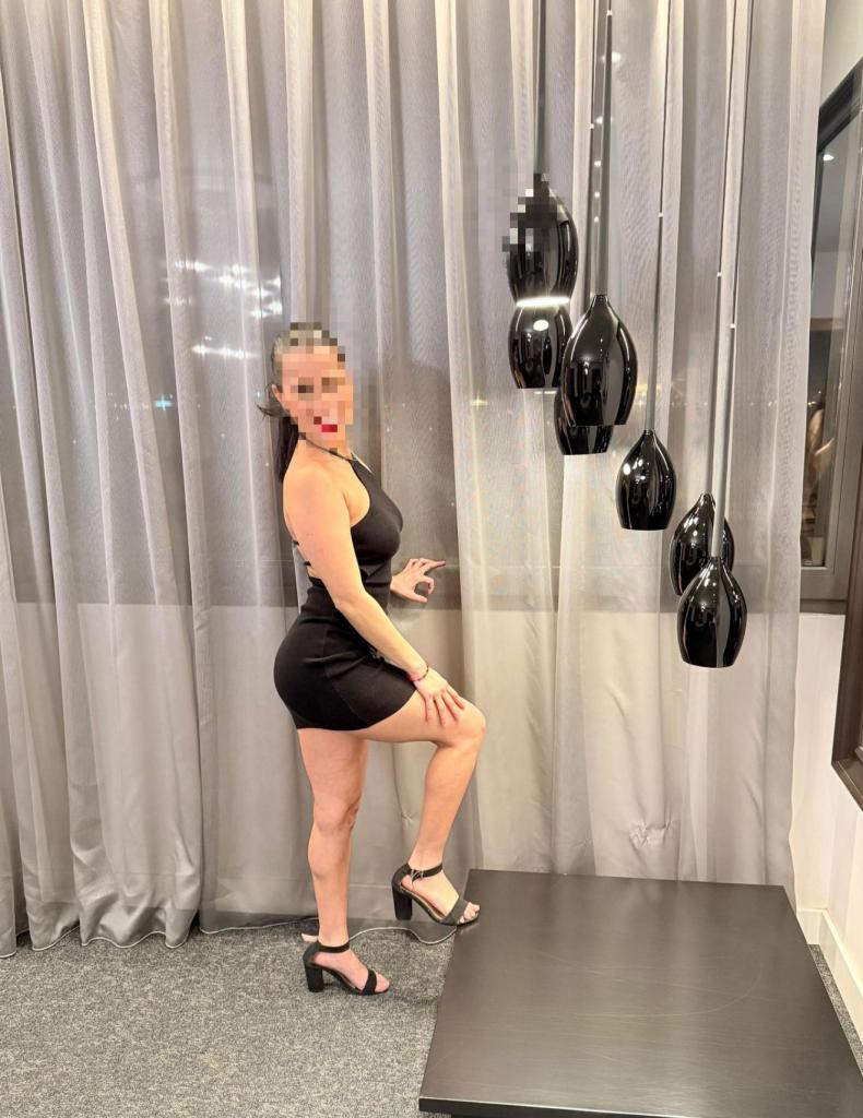 Chica busca chico en Sevilla: 