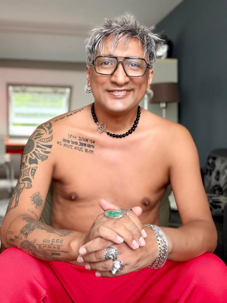 608259318: Chico busca chica en Barcelona
