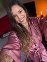 667821811: Chica busca chico en Madrid