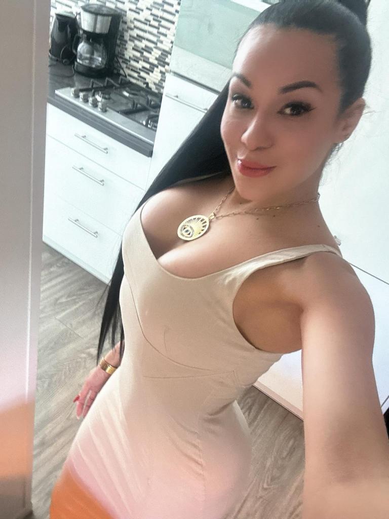 Chica busca chico en Pontevedra: 