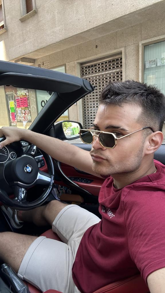 Chico busca chica en Orense: 