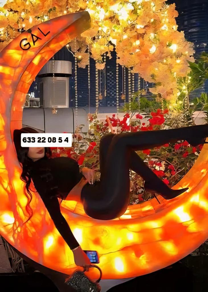627154912: Chica busca chico en Sevilla