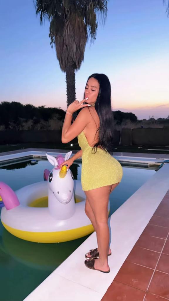 Chica busca chico en Sevilla: 