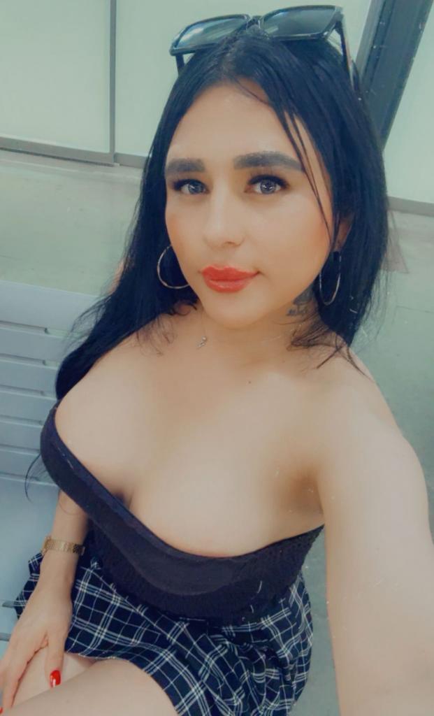 627965564: Travesti en Cádiz