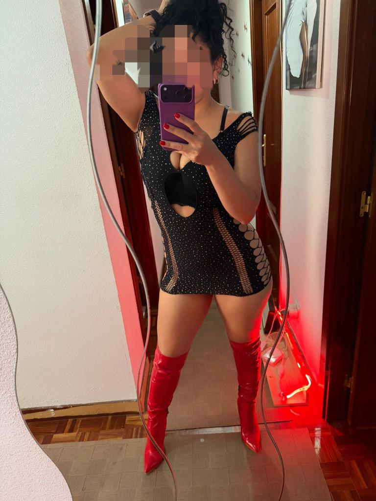 Chica busca chico en Granada: 