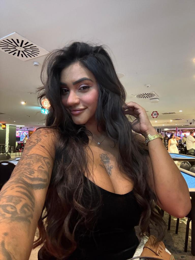 610630401: Chica busca chico en Tarragona