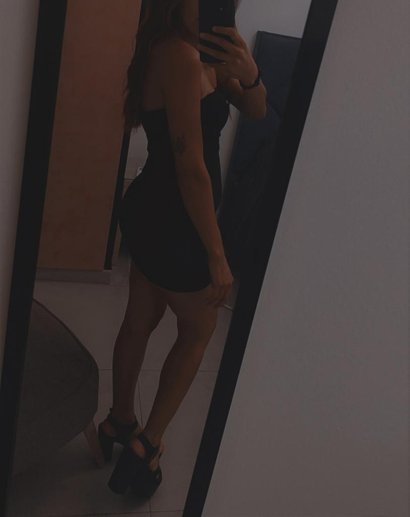 Chica busca chico en Cádiz: 