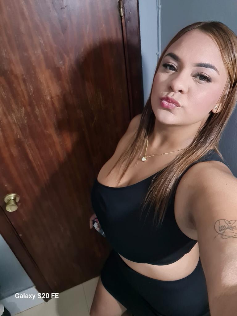 Chica busca chico en Cádiz: 