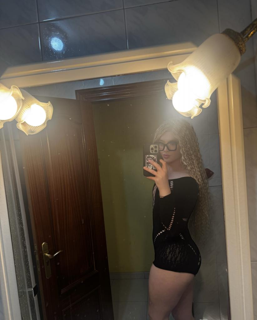 624567517: Transexual en La Coruña