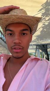 623419467: Chico busca chica en Las Palmas