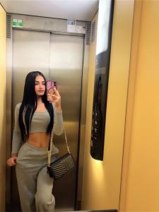 661065348: Chica busca chico en Tenerife