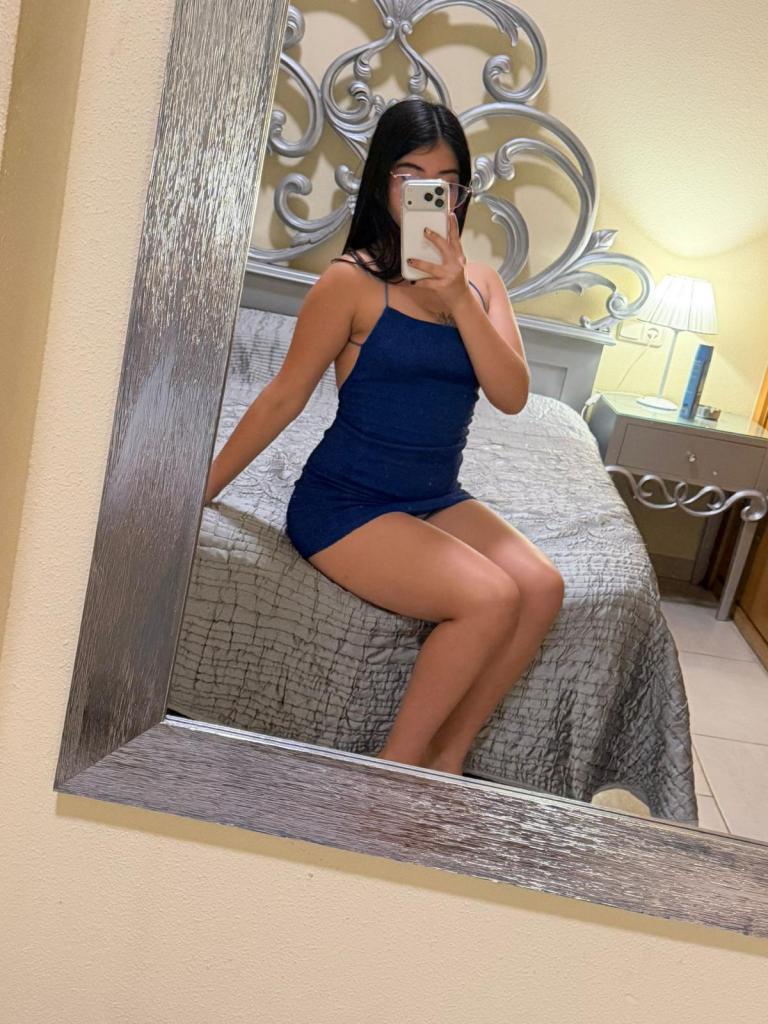 613832956: Chica busca chico en Almería
