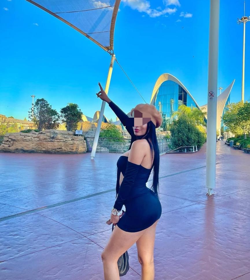 Chica busca chico en Almería: 