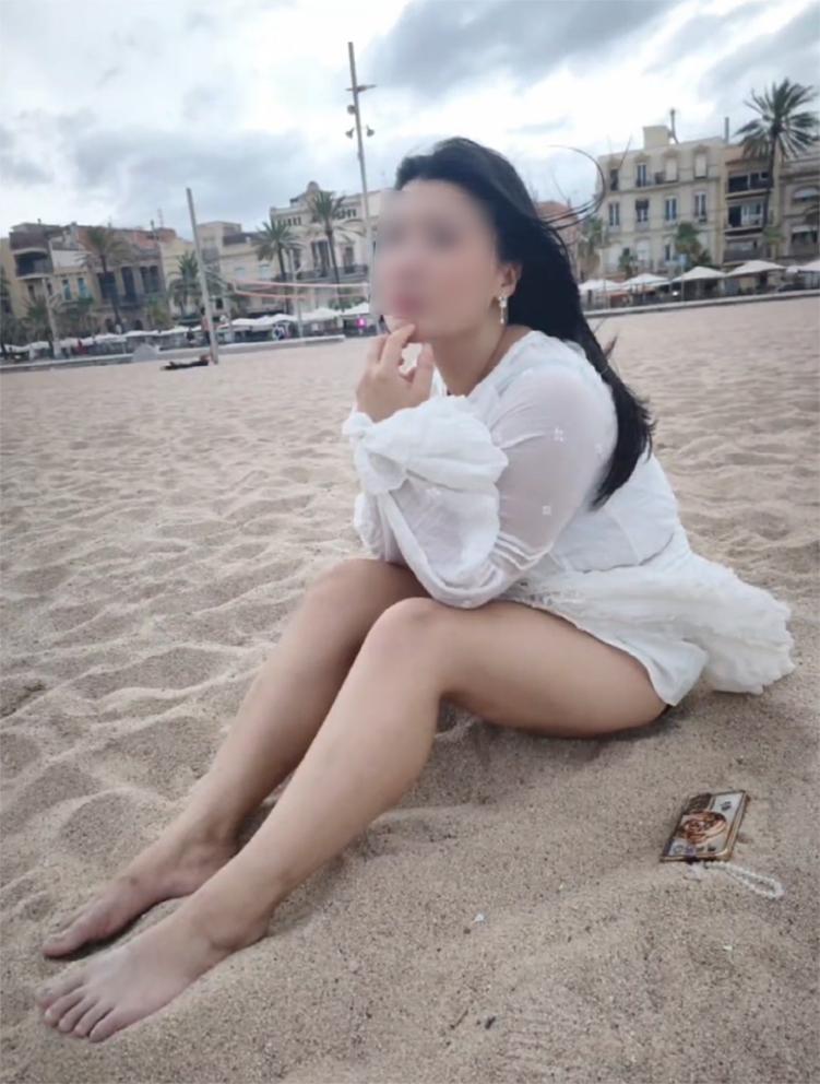 634368732: Chica busca chico en Barcelona