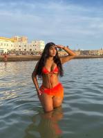 611253298: Chica busca chico en Gerona