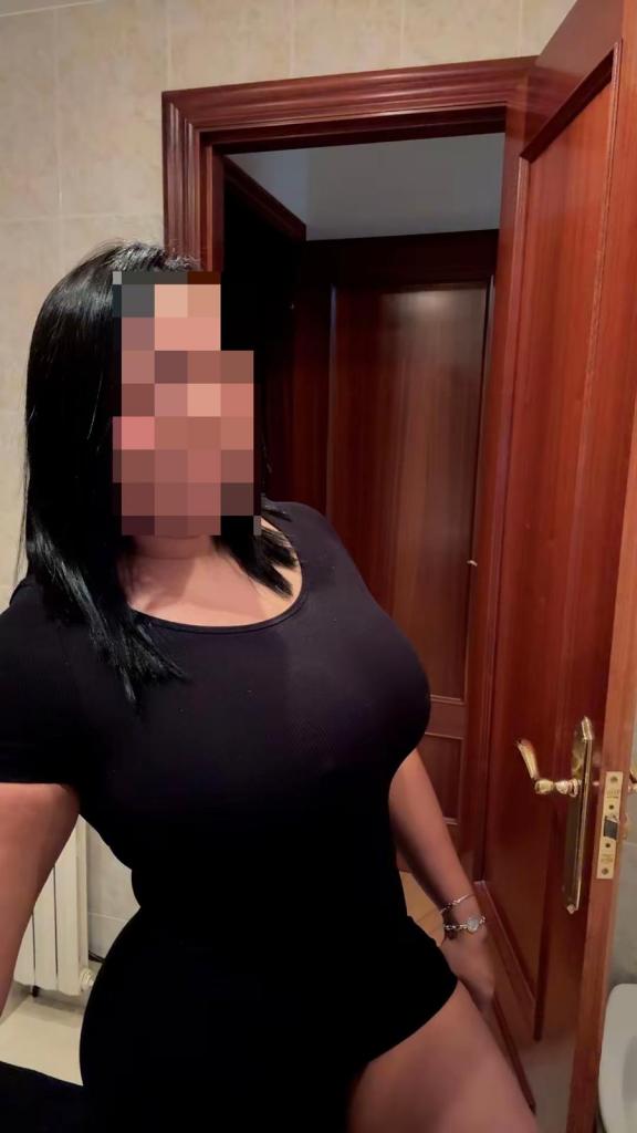 Chica busca chico en Cádiz: 