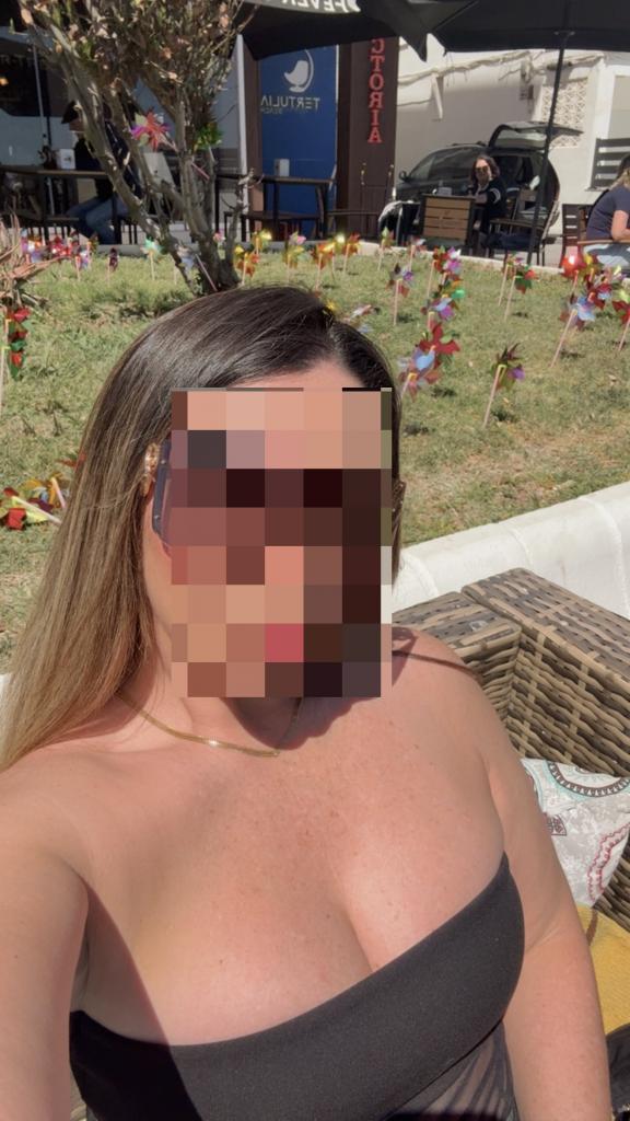 745071296: Chica busca chico en Madrid