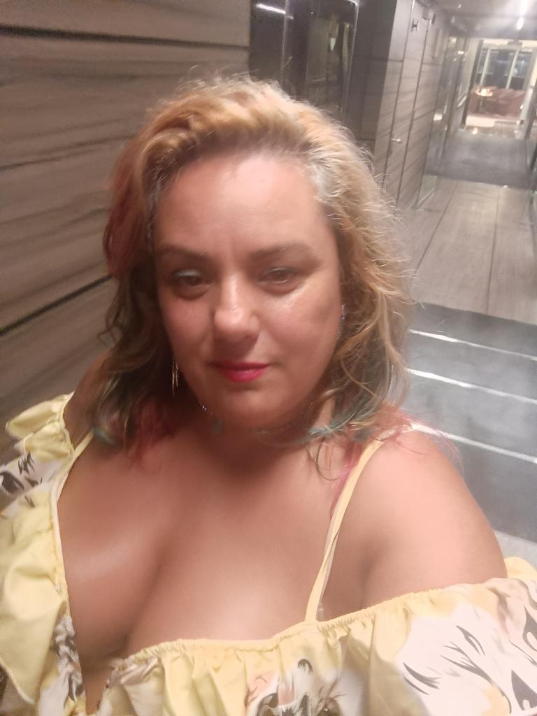 Chica busca chico en Pontevedra: 