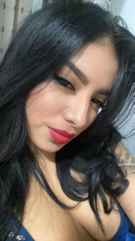 637949230: Chica busca chico en Cádiz