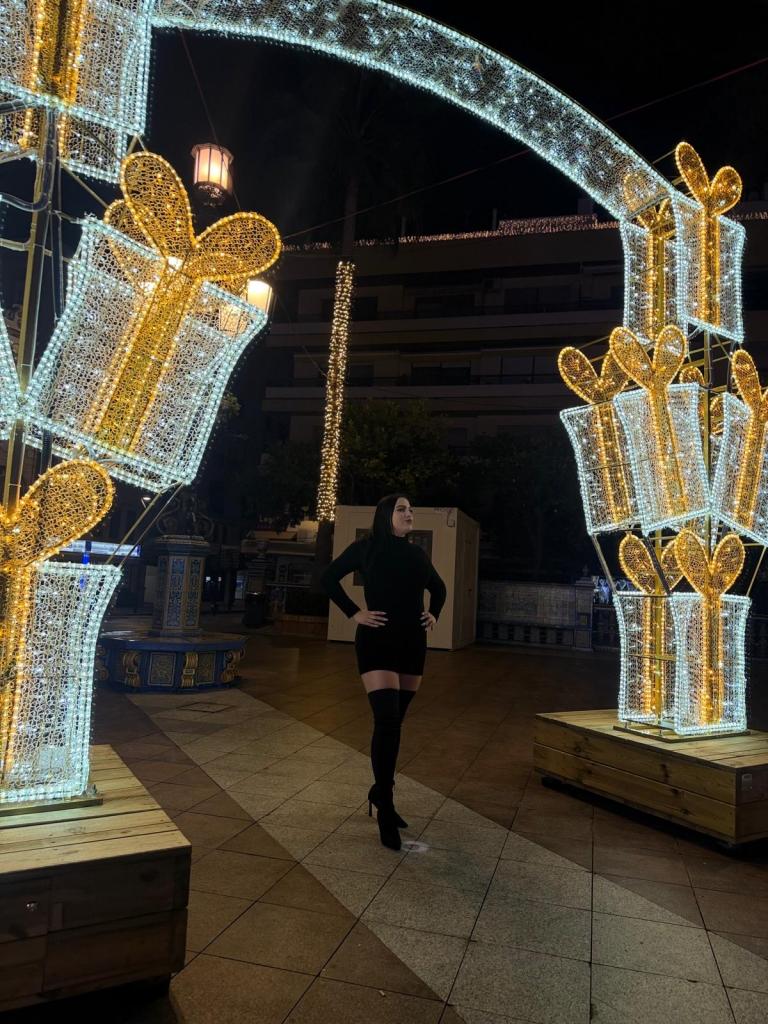 Chica busca chico en Cádiz: 