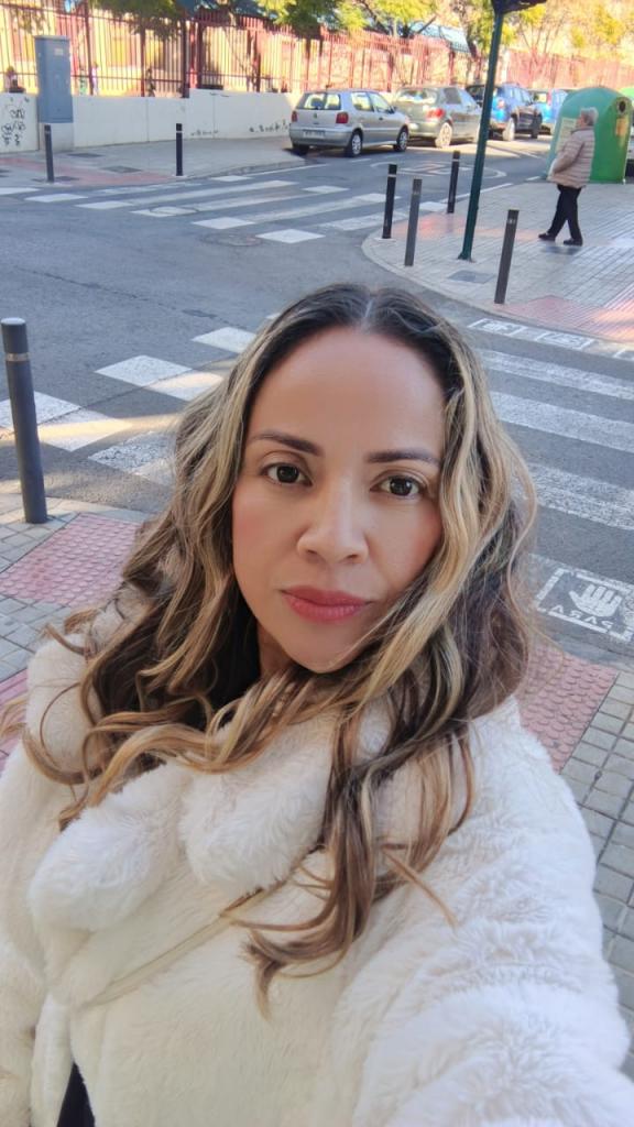 Chica busca chico en Alicante: 