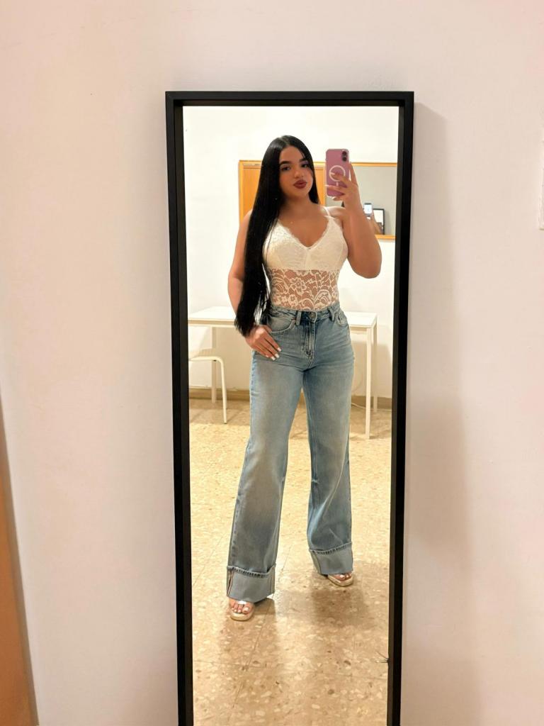 Chica busca chico en Tenerife: 