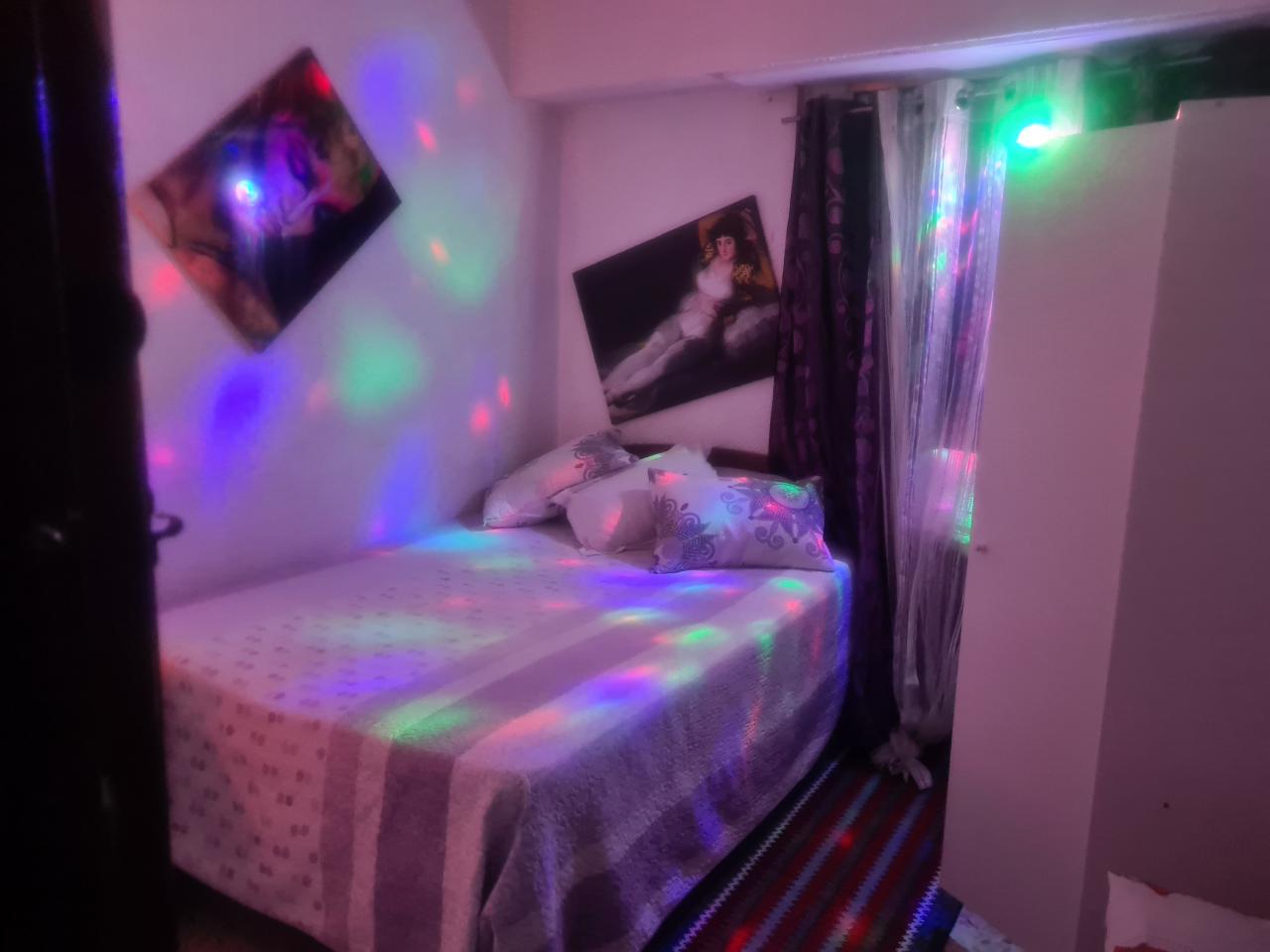 622159302: Chica busca chico en Zaragoza