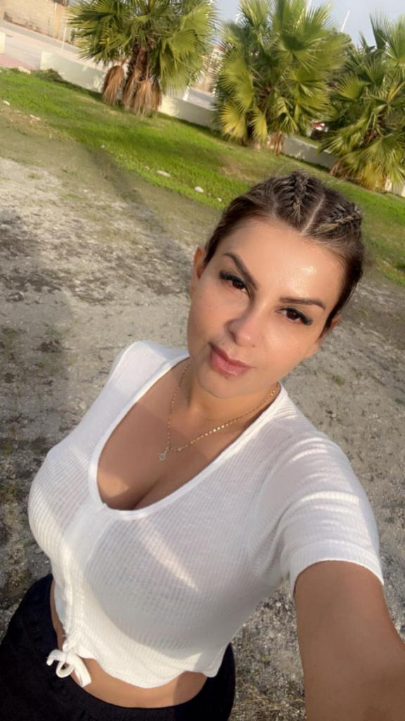 Chica busca chico en Granada: 