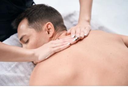 613442269: Chica busca chico en Madrid