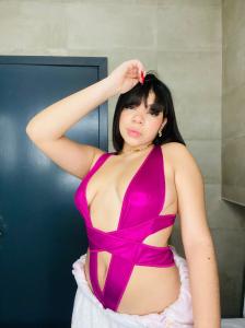 656371417: Chica busca chico en Barcelona