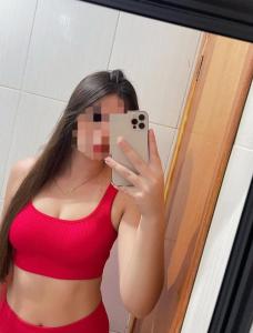 643157390: Chica busca chico en Cádiz