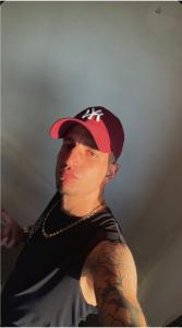 618794260: Chico busca chica en Barcelona