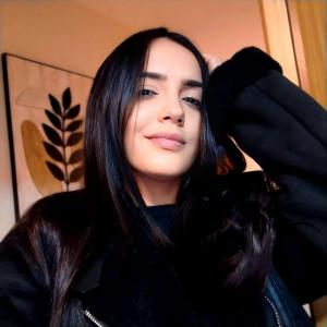 617411675: Chica busca chico en Valencia