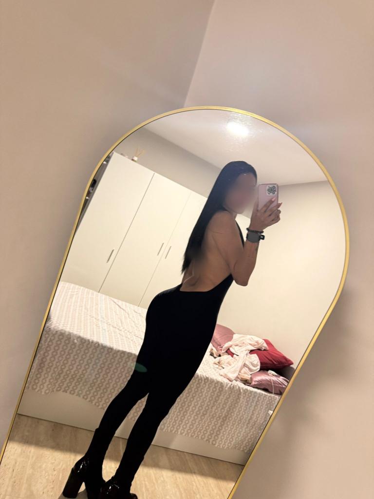 Chica busca chico en Granada: 