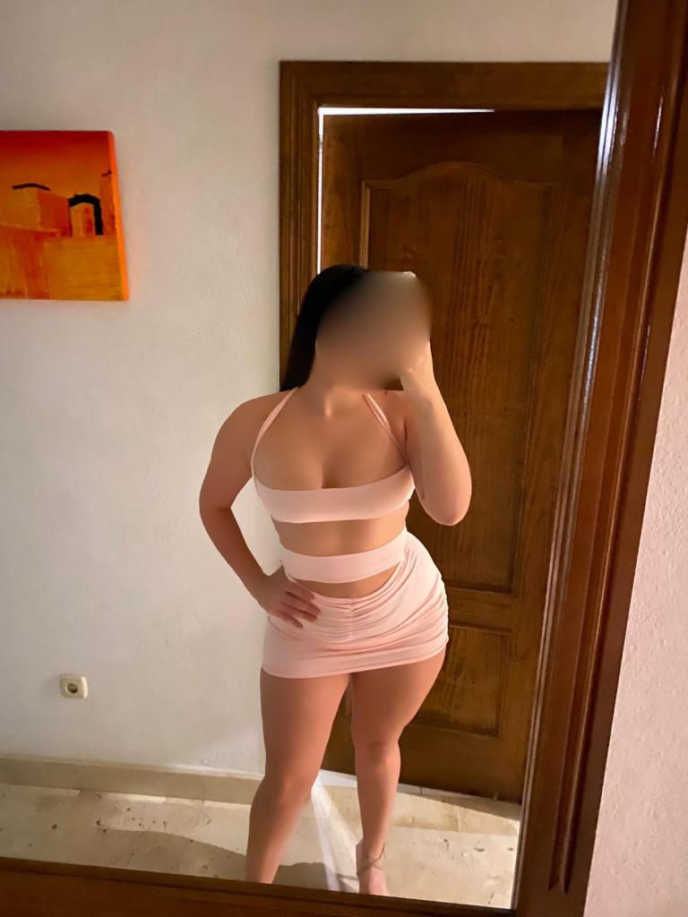 627485015: Chica busca chico en Barcelona