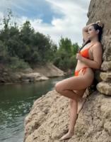 661447669: Chica busca chico en Barcelona