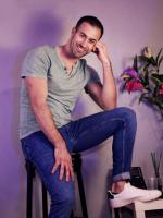 614907267: Chico busca chica en Cádiz