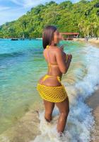 627103136: Chica busca chico en Barcelona