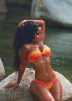 627103136: Chica busca chico en Barcelona