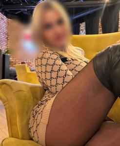 Chica busca chico en Sevilla: 