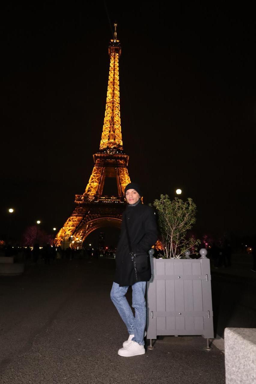 Chico busca chica en Pontevedra: 