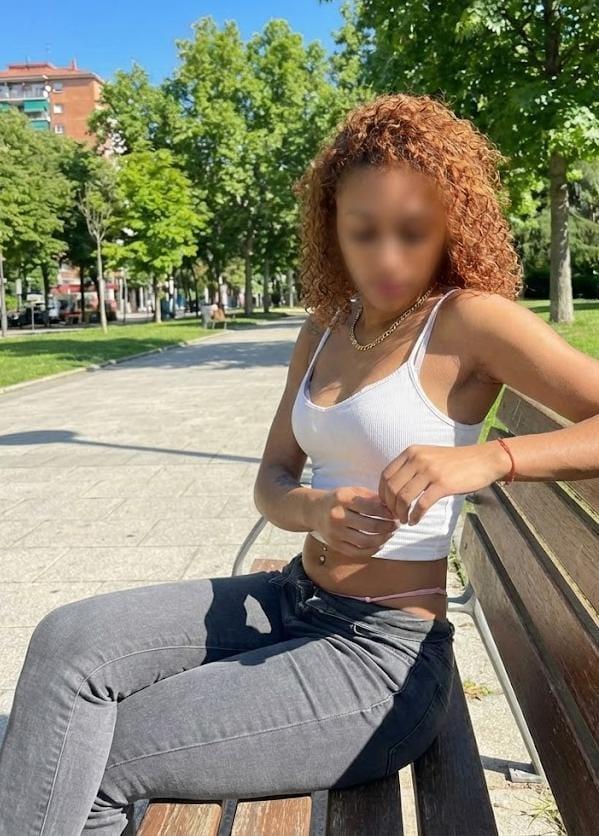 644266028: Chica busca chico en La Coruña