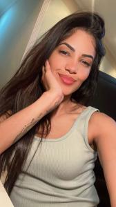 695546452: Chica busca chico en Madrid