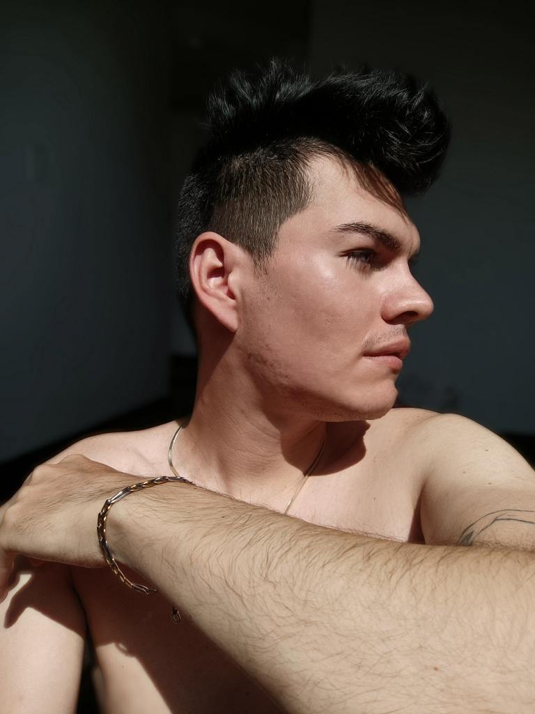 Chico busca chica en León: 